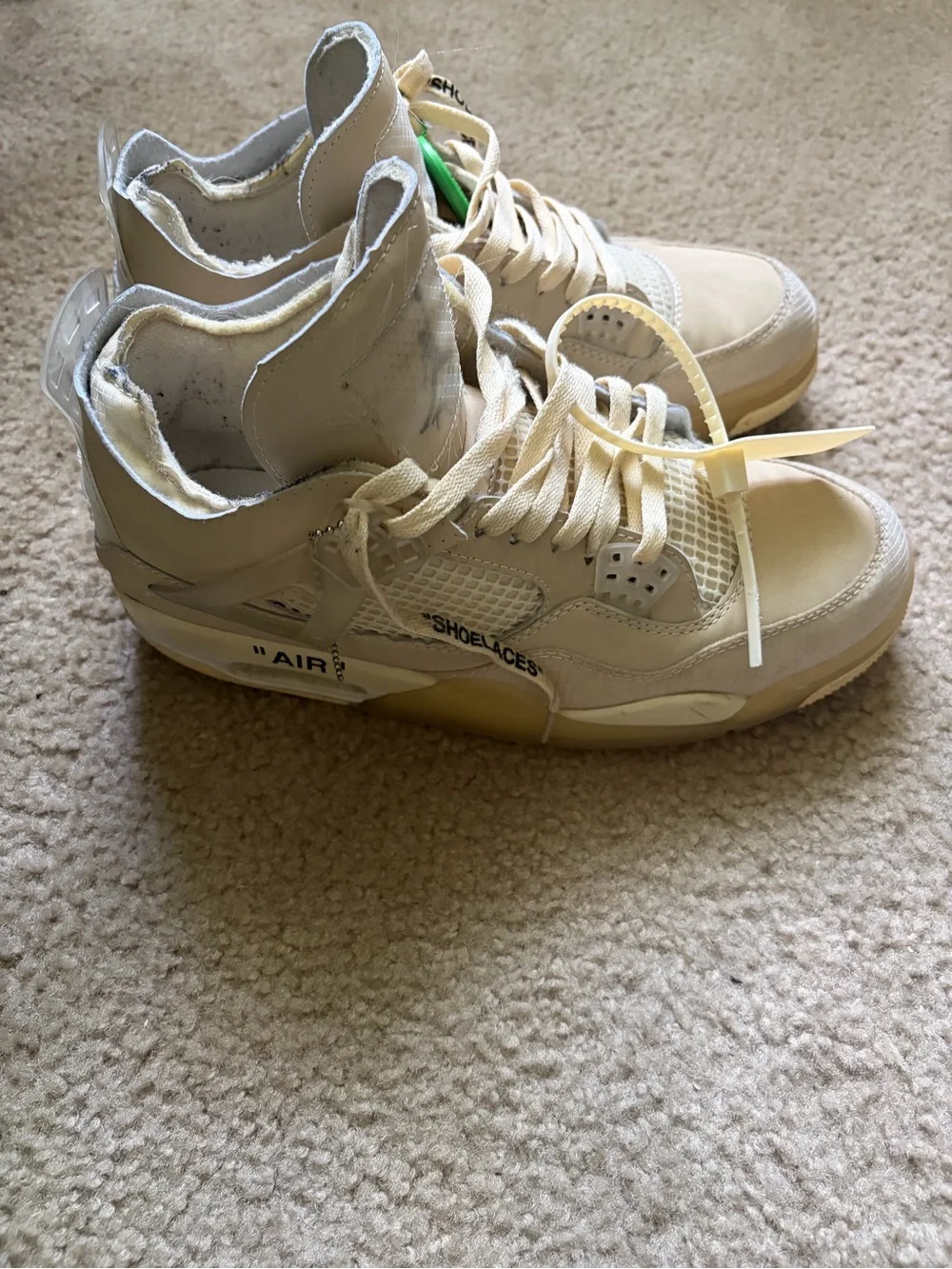 Jordan Kids Sneakers in Sail/Off-White